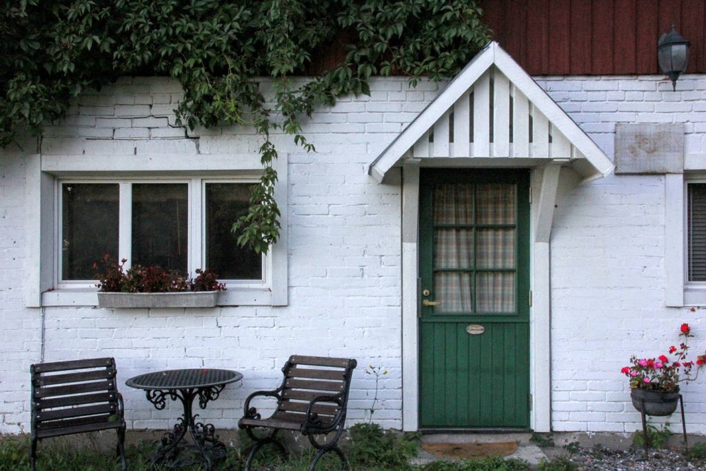 北欧風の家の一般的な外観スタイルとは モダンデザインとの違いと特徴 インターデコハウス公式 北欧風 南欧風 アメリカン輸入住宅